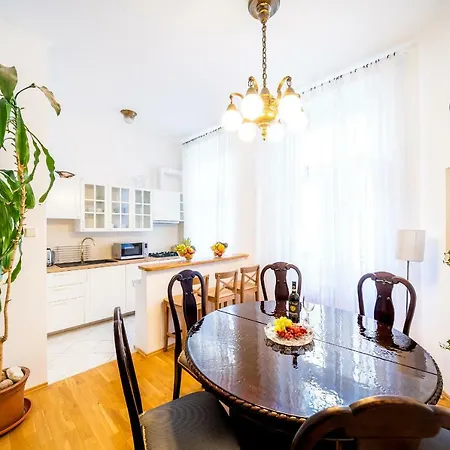 Luxurious Kafka Family In Old Town