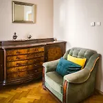Luxurious Kafka Family In Old Town